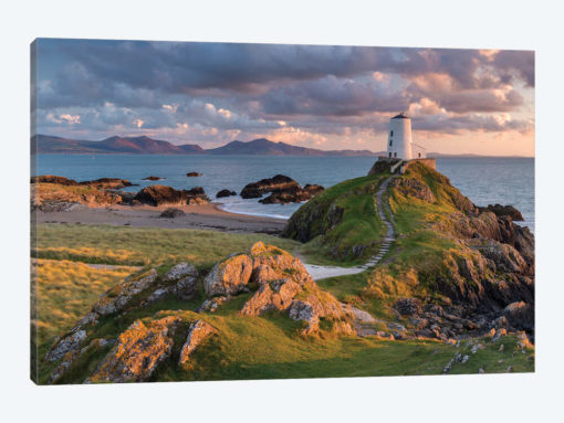 Llanddwyn Lighthouse