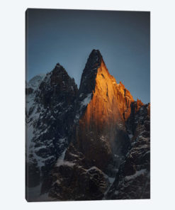 Aiguille des Drus, Chamonix, Haute-Savoie, Auvergne-Rhone-Alpes, France