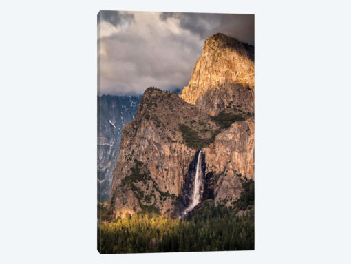 USA, California, Yosemite National Park, Bridalveil Falls at sunset II