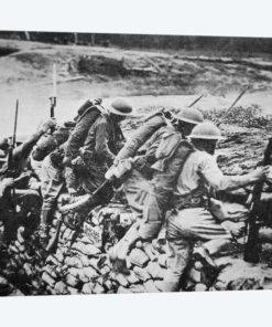 American infantry in WWI leaving their trench to advance against the Germans, 1918