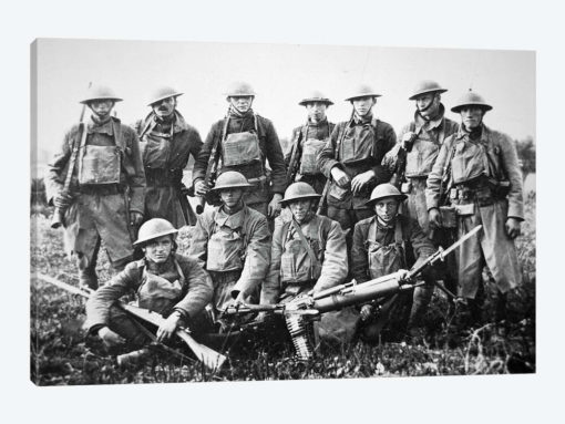 American patrol with German machine gun captured in the Saint-Mihiel Offensive on the Western Front, September 1918