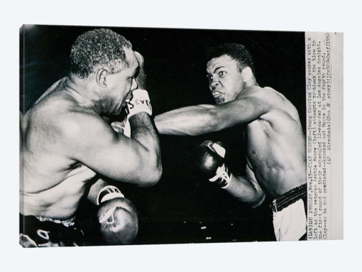 Young Cassius Clay against Archie Moore in the first round. Los Angeles, 15th November 1962
