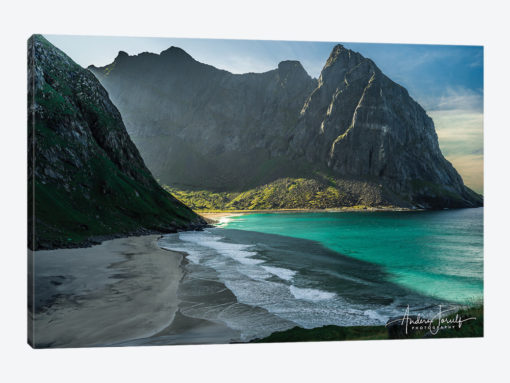 Kvalvika Beach